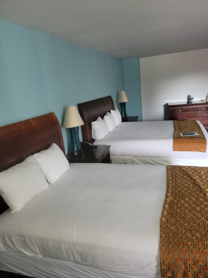 Executive Inn & Suites Cuero Exterior photo